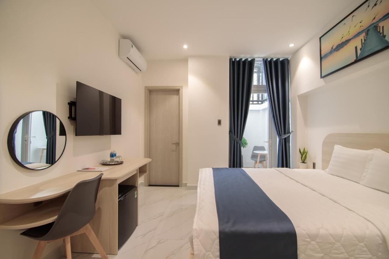 Bin Bin 8 - Near Sunrise Hotel Ho Chi Minh City
